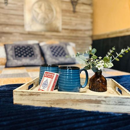 Acorn Hideaways Canton Rustic Old West Frontier Suite Luaran gambar